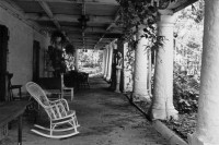 Image of sheet 19780120 photo 9: False River, Plantation House, Parlounge Family New Orleans Louisiana 1978 √
Vereinigte Staaten von Amerika USA U.S.A.
© 1978, Olivia Heussler