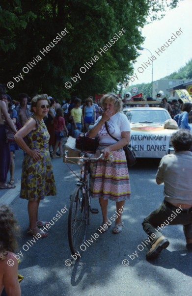 Image of sheet 19790070 photo 10: Pfingstmarsch gegen Atomkraftwerk Gösgen Anti AKW Bewegung 'Stop für AKW Leibstadt Kanton Aargau 1979