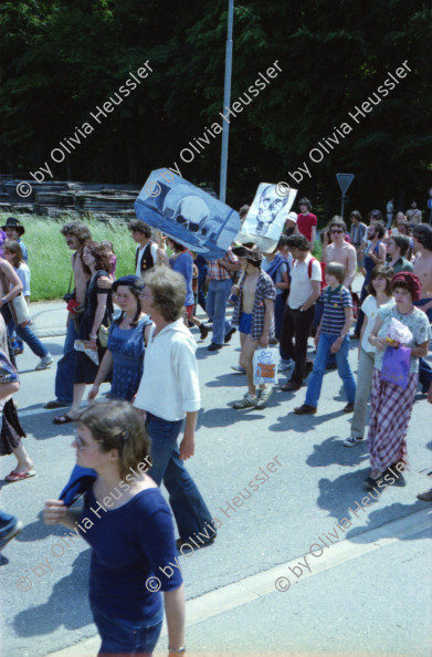 Image of sheet 19790070 photo 12: Pfingstmarsch gegen Atomkraftwerk Gösgen Anti AKW Bewegung 'Stop für AKW Leibstadt Kanton Aargau 1979