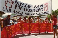 Image of sheet 19790070 photo 9: Pfingstmarsch gegen Atomkraftwerk Gösgen Anti AKW Bewegung 'Stop für AKW Leibstadt' Kanton Aargau 1979 ?
KEIN AKW IN GRABEN UND AUCH SONST NIRGENDWO 
Protest Transparent Banner Schweiz Switzerland