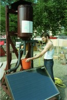 Image of sheet 19790090 photo 5: Solarpanels Energie Elektrisch
Ausstellung für neue umweltschonende Technologien am Bellevue Sechseläutenplatz, Zürich Schweiz 1979