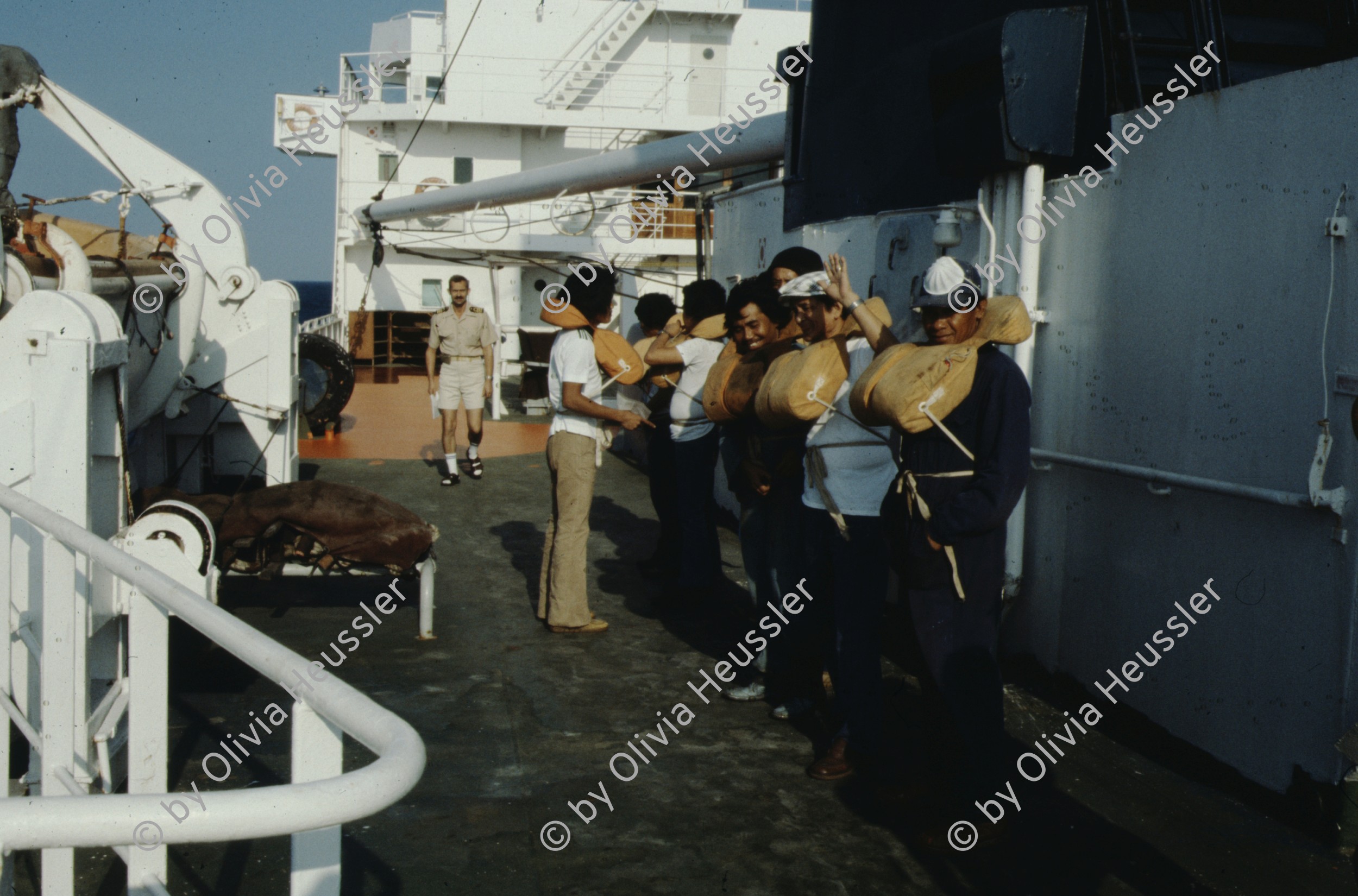 Image of sheet 19793001 photo 17: leer