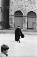 Image of sheet 19800041 photo 24: Priester, Italien,  San Giminiano 1980.