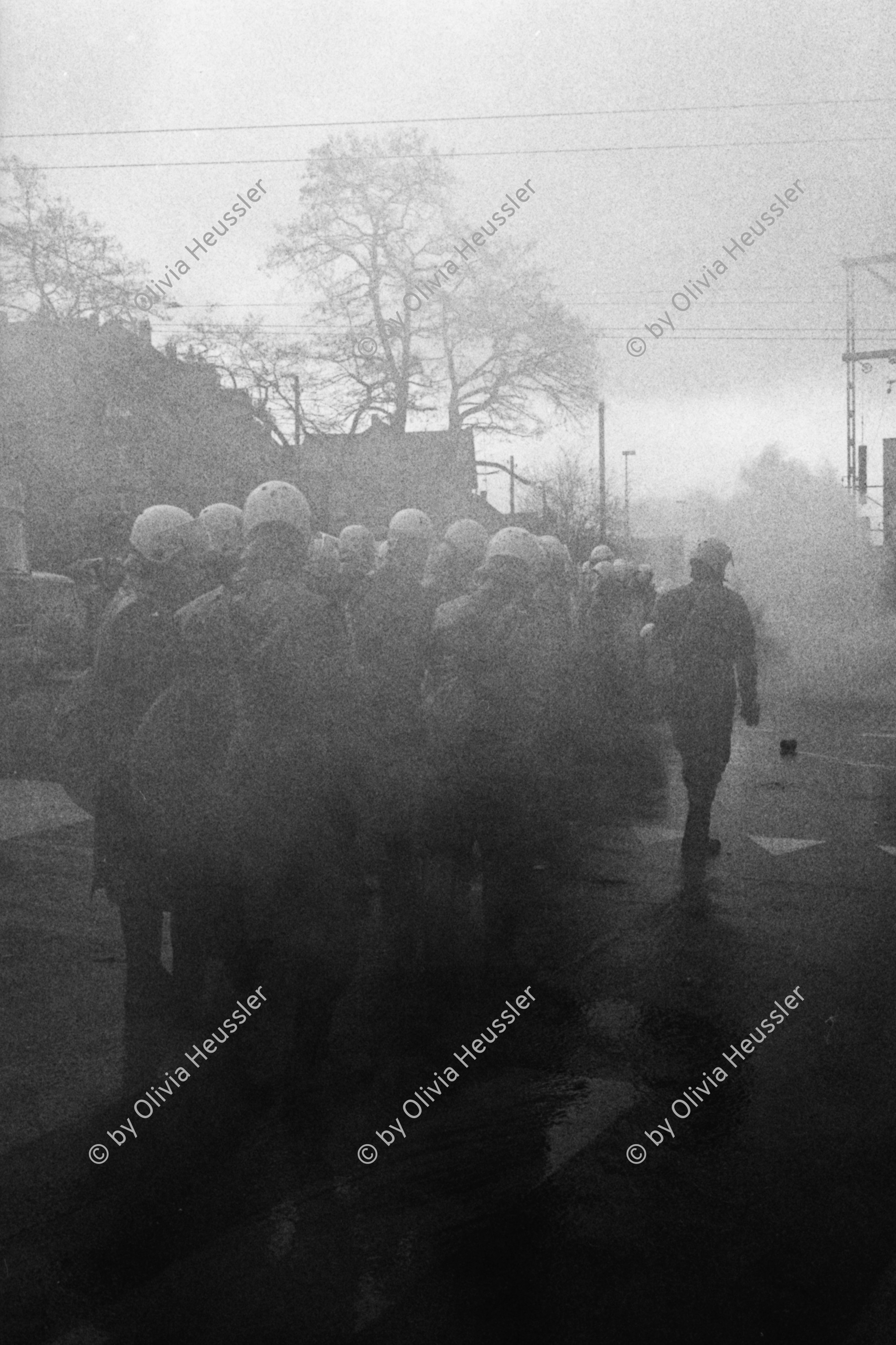 Image of sheet 19800092 photo 13: Jugendbewegung Zuercher Unruhen Youth movement protest Schweiz Switzerland Europe
From: Zürich Sommer 1980 p.21