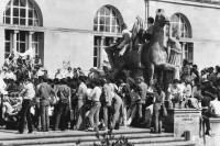 Image of sheet 19800150 photo 34: Besetzung an der Universitaet Zuerich, Kuenstlergasse Zuerich 1980.
Jugendbewegung