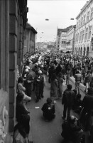 Image of sheet 19800160 photo 27: Polizeieinsatz gegen Demonstrierende vor dem Rathaus, Zuerich 1980.

Jugendbewegung Bewegig AJZ Zürcher Jugendunruhen Demonstrationen
Zürich Protest Youth movement