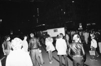 Image of sheet 19800180 photo 14: Baumaschine der Strabag vor dem Café Odeon während der Zürcher Jugendbewegung am 18.6.1980 in Zürich. Zürich youth movement