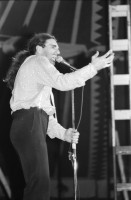 Image of sheet 19800310 photo 4: Jango Edwards am Theaterspektakel im Zirkuszelt.