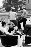Image of sheet 19800322 photo 15: Im AJZ starten die Vorbereitungen für ein 1. August Nationalfeiertag auf dem Sechseläuten Platz vor dem Opernhaus Opera, mit anschliessender Unzufriedenen Demo. 

Jugendbewegung Bewegig AJZ Zürcher Jugendunruhen Demonstrationen
Zürich youth movement protest 1980 √
© 1980, by OLIVIA HEUSSLER, / www.clic.li
