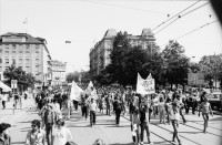 Image of sheet 19800323 photo 2: Unzufriedenen Demonstration in Zürich 1980. Jugendbewegung Bewegig Zürcher Jugendunruhen youth movement protest