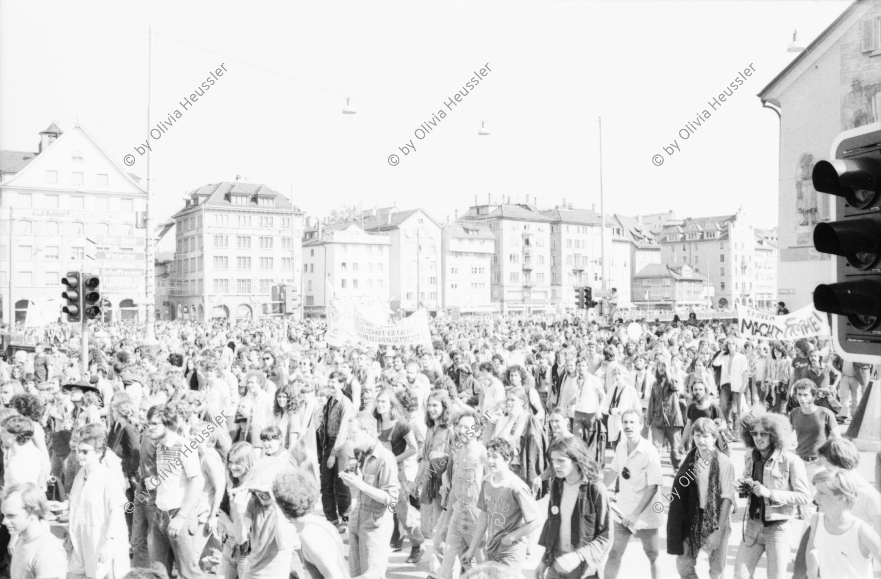 Image of sheet 19800323 photo 29: Unzufriedenen Demonstration der
Jugendbewegung am 1. August 1980 in Zürich. 
Bewegig Zürcher Jugendunruhen youth movement protest