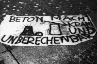 Image of sheet 19800341 photo 4: Helvetiaplatz. 
Jugendbewegung Bewegig AJZ Zürcher Jugendunruhen Demonstrationen
Zürich protest youth movement 1980 √