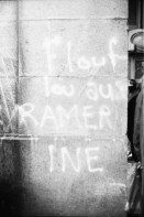 Image of sheet 19800511 photo 8: Graffiti für Flouflou, Zürich Schweiz Switzerland 1980.
Jugendbewegung Bewegig AJZ Zürcher Jugendunruhen Demonstrationen culture