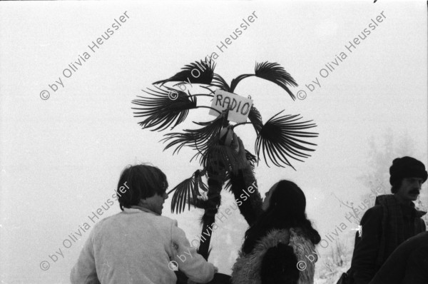 Image of sheet 19800600 photo 8: Jugendbewegung Bewegig AJZ Zürcher Jugendunruhen Demonstrationen

Dreharbeiten zur Reportage über die Redaktion des Eisbrechersvon Urs Wäckerli «Der Eisbrecher», dem offiziellen Organ der Zürcher Jugendbewegung 1980 Schweiz Switzerland film Filmproduktion youth movement