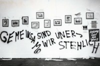 Image of sheet 19800650 photo 10: Couvrage Action in der Eröffnung der Weihnachtsausstellung in der Züspa Hallen, Olivia Photographien Sprays
