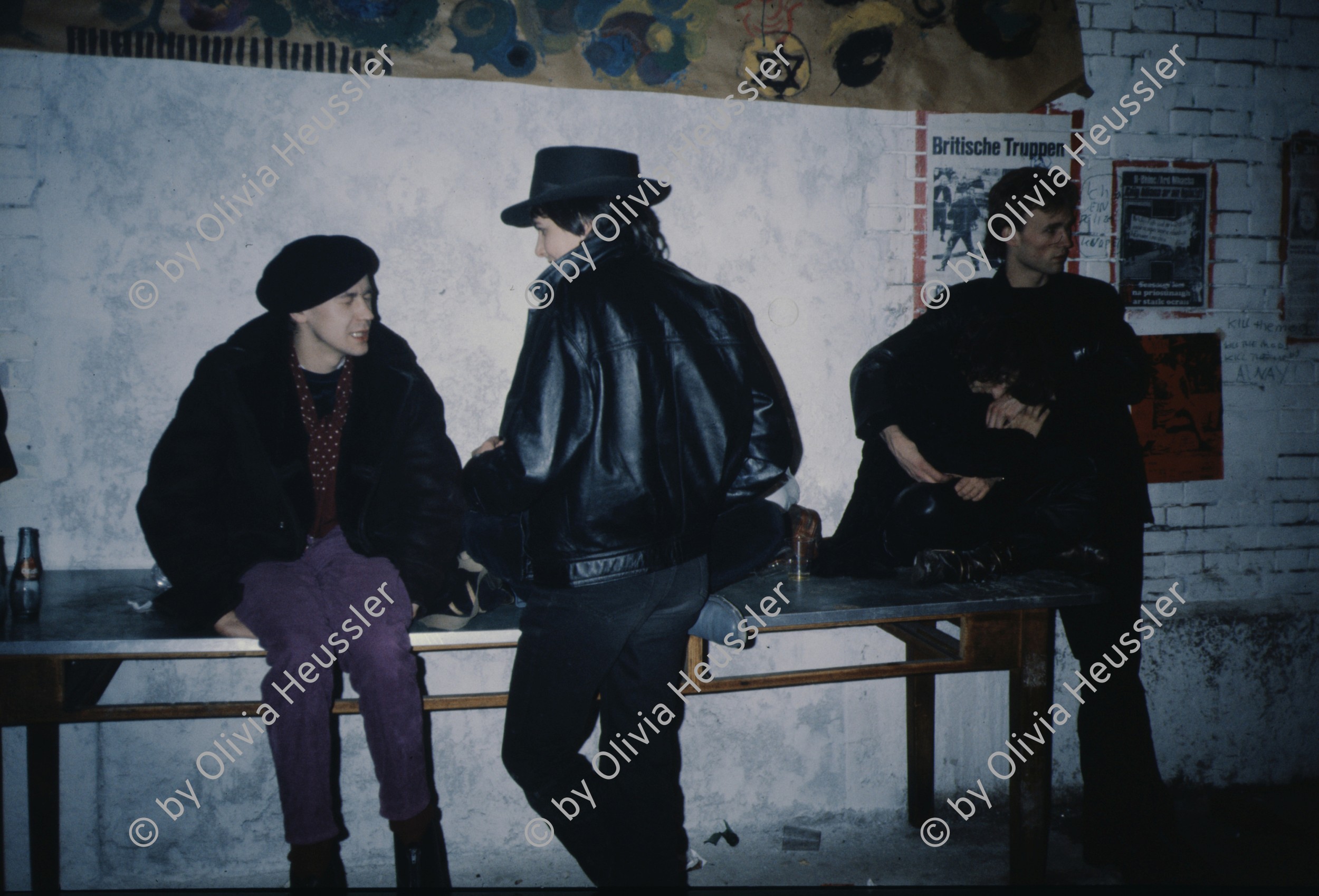 Image of sheet 19803000 photo 68: Jugendliche im Autonomen Jugendzentrum AJZ in Zürich 1980.