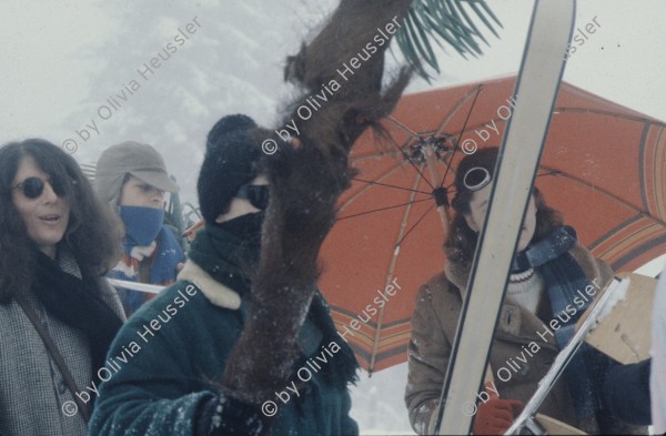 Image of sheet 19803001 photo 15: Dreharbeiten «Der Eisbrecher» Film von Urs Wäckerli, Zürich 1980.
 
Jugendbewegung Bewegig Zürcher Jugendunruhen Demonstrationen