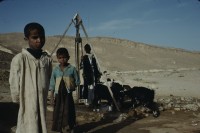 Image of sheet 19803002 photo 100: Beduin Children on a Watersource in the Sinai Desert, Israel 1980.