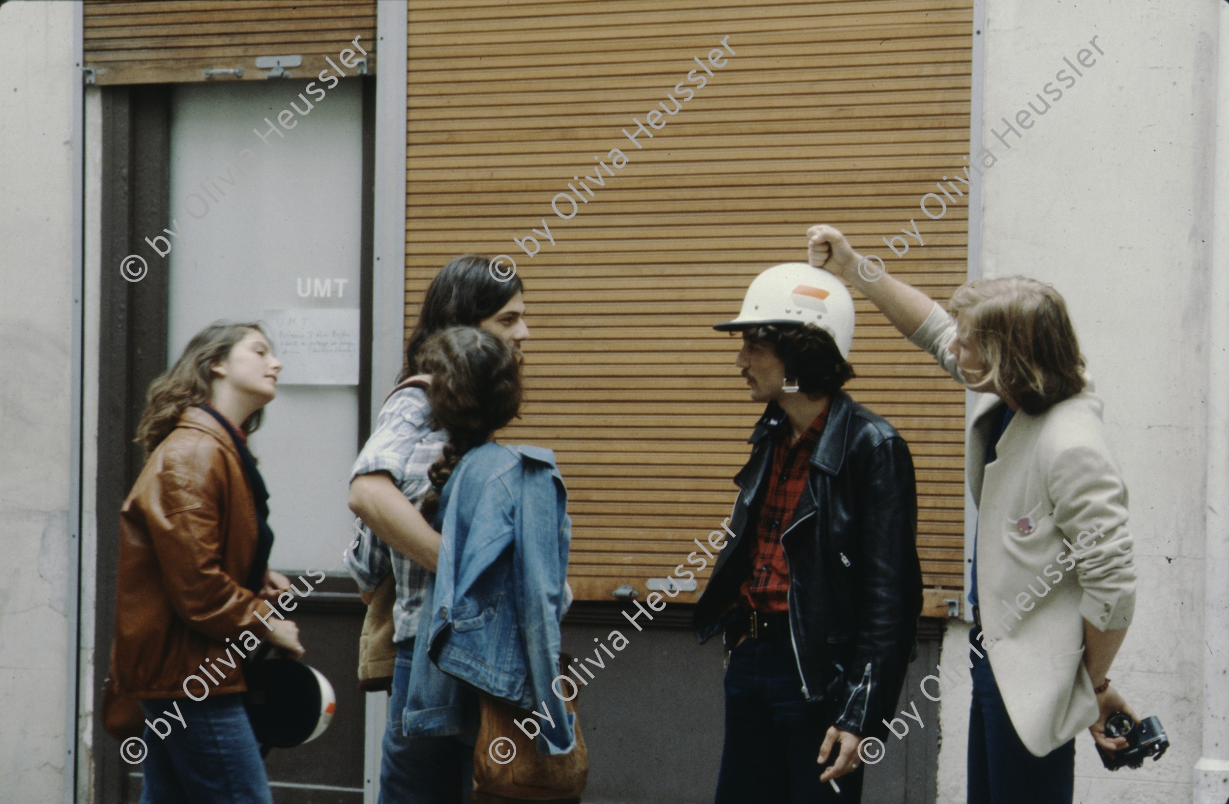Image of sheet 19803002 photo 40: Youth in Paris, France 1980.