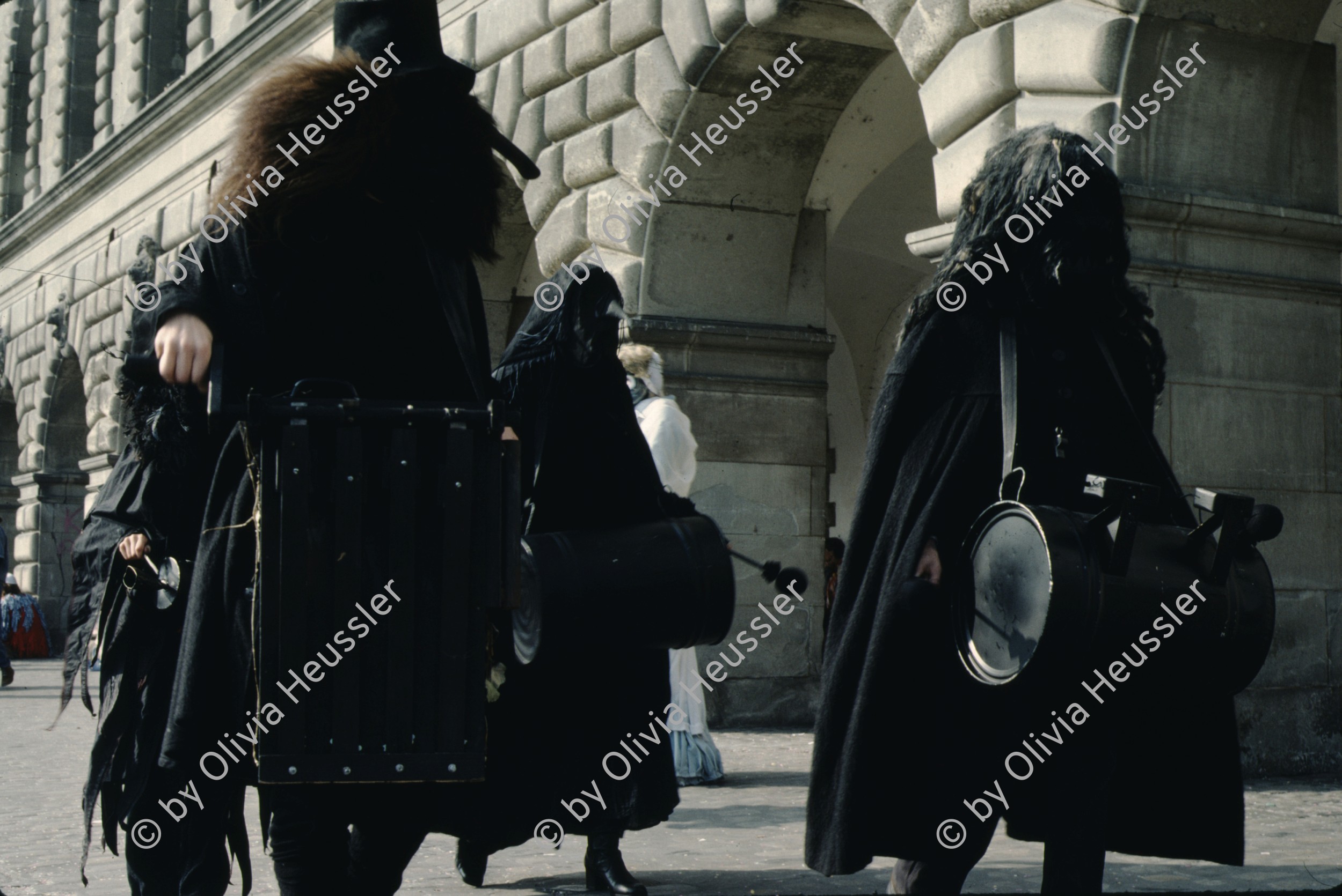 Image of sheet 19803004 photo 17: Fasnacht an der Reuss, Luzern 1980.
