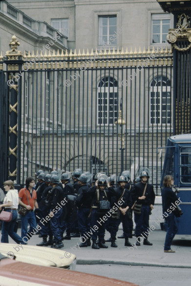 Image of sheet 19803004 photo 22: Carneval at the Reuss River, Lucerne 1980.