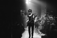 Image of sheet 19810040 photo 25: The Bucks im Volkshaus. Rams Hans Ueli Ulrich Ramseier Portrait. Vorgruppe von Plasmatics. Für Plattencover Rock Pop Punkkonzert punk music musician guitar band Zürich 1981 √