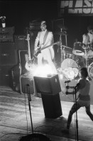 Image of sheet 19810050 photo 14: Show Plasmatics anschl. Sprengung von TV Kasten Virgin Agency Brand und Stürmung vom Konzert Volkshaus Zürich