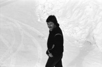 Image of sheet 19810071 photo 5: Jean Daniel Aubert in Le Sentier Vallée de Joux mit viel Schnee, Kanton Waadt 1981.