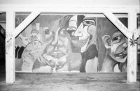 Image of sheet 19810110 photo 22: Jugendzentrum AJZ im ehemaligen Postgebäude an der Hofstrasse in Basel, 1981.
Graffitis Wandmalerei Art