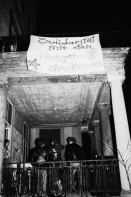 Image of sheet 19810130 photo 9: Schindlergut Besetzung am 19. Maerz 1981 Spruchband Transparent Solidaritaet mit den Hungerstreikenden
Zürich Kreis 6 Schweiz Protest Jugendbewegung Soziales
Schweiz