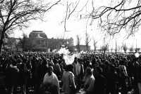 Image of sheet 19810161 photo 1: Frühlingsdemonstration vor dem Opernhaus, Bellevue Zuerich 1981.
Jugendbewegung AJZ Bewegung Zürich 1980
Exhibition 2020 Ziegel oh Lac