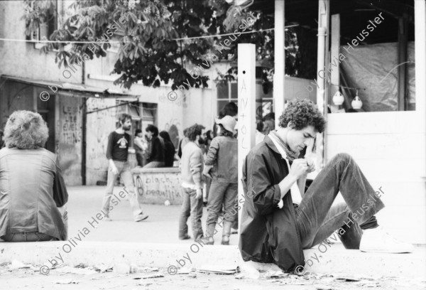 Image of sheet 19810192 photo 37: Innenszene AJZ
AJZ an der Limmatstrasse 18-20 Autonomes Jugendzentrum Jugendunruhen Bewegung Jugendbewegung
Youth movement Zürich 1981 √