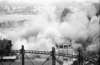 Image of sheet 19810340 photo 8: Sprengung Gaswerk Kohleturm Schlieren für Keystone  Tages Anzeiger
evtl. von Christoph Schuler fotografiert