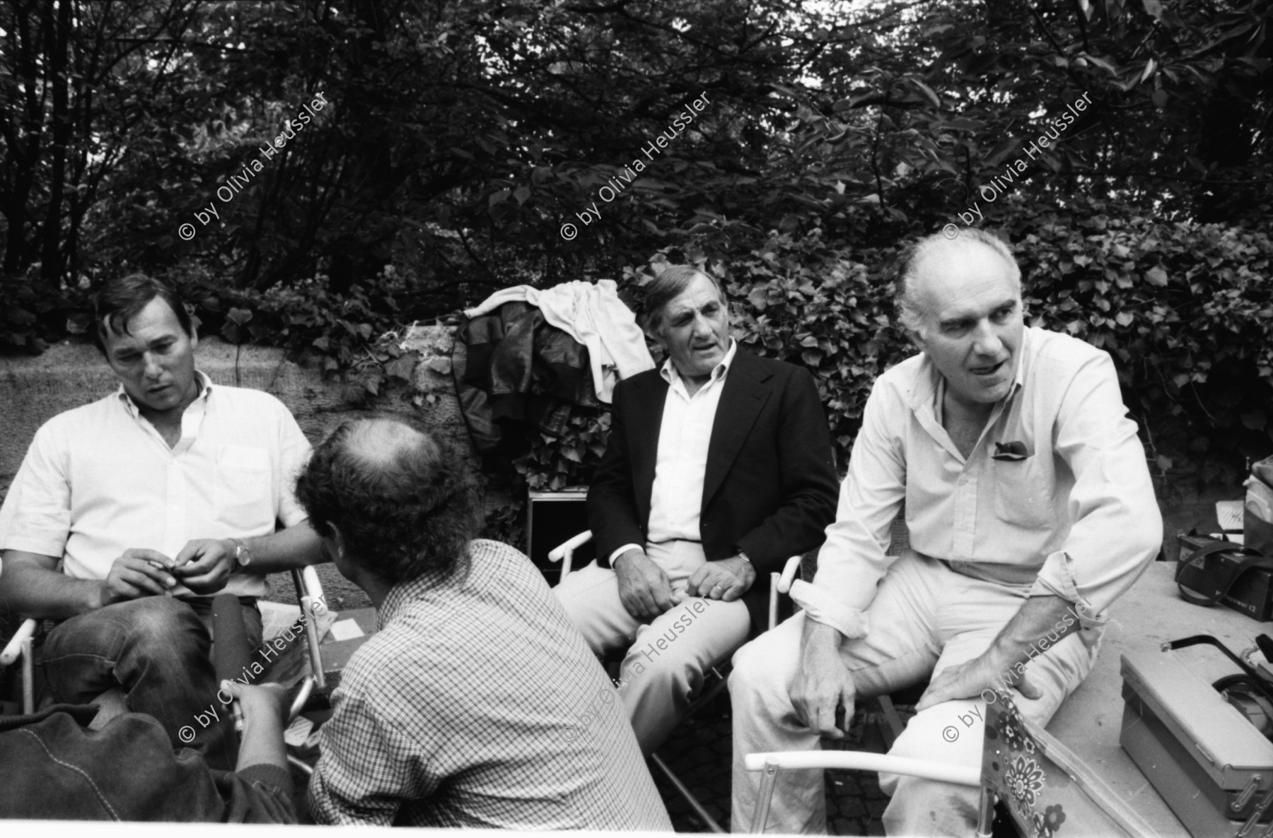 Image of sheet 19810470 photo 16: Auf Filmset mit v.l.n.r.: Yves Poisset, Lino Ventura und Michel Piccoli. Espion lève toi Zürich 1981