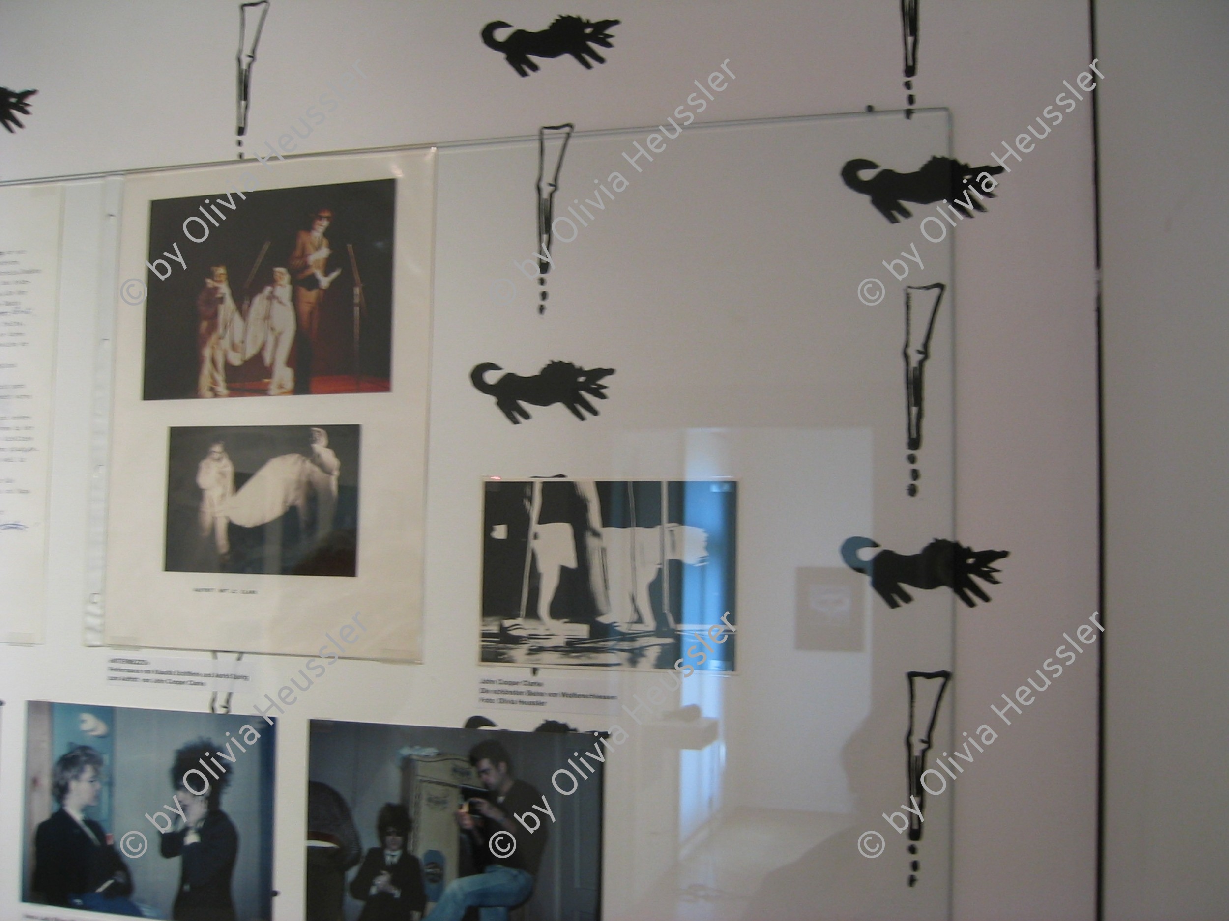 Image of sheet 19810600 photo 29: John Cooper Clarke Beine Hund ( Tonmodern Plakat von Peter Bäder) Marlene Marder liest und Frau tanzt.
Hundeschwindel von Moskau Punk Punkrock
Kanton Nidwalden Schweiz Switzerland swiss Europe ? concert 1981
John Cooper Clarke (born 25 January 1949) is an English performance poet who first became famous during the punk rock era of the late 1970s when he became known as a "punk poet". He released several albums in the late 1970s and early 1980s, and continues to perform regularly.