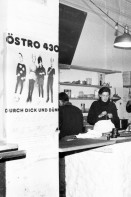 Image of sheet 19820030 photo 1: Frauen arbeiten in der Küche des Restaurant im Autonomen Jugendzentrum AJZ, Zürich 1982.
Jugendbewegung