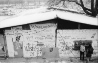 Image of sheet 19820030 photo 10: Im autonomen Jugendzentrum AJZ im Winter in Zuerich 1982.
Jugendbewegung Zürich