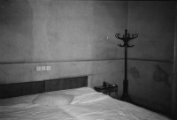 Image of sheet 19820130 photo 20: © 1982, by Olivia Heussler www.oliviaheussler.com 
Aegypten Ägypten Hotel Room Bed Bett Zimmer