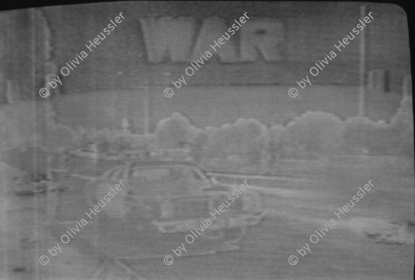 Image of sheet 19820210 photo 11: Wo