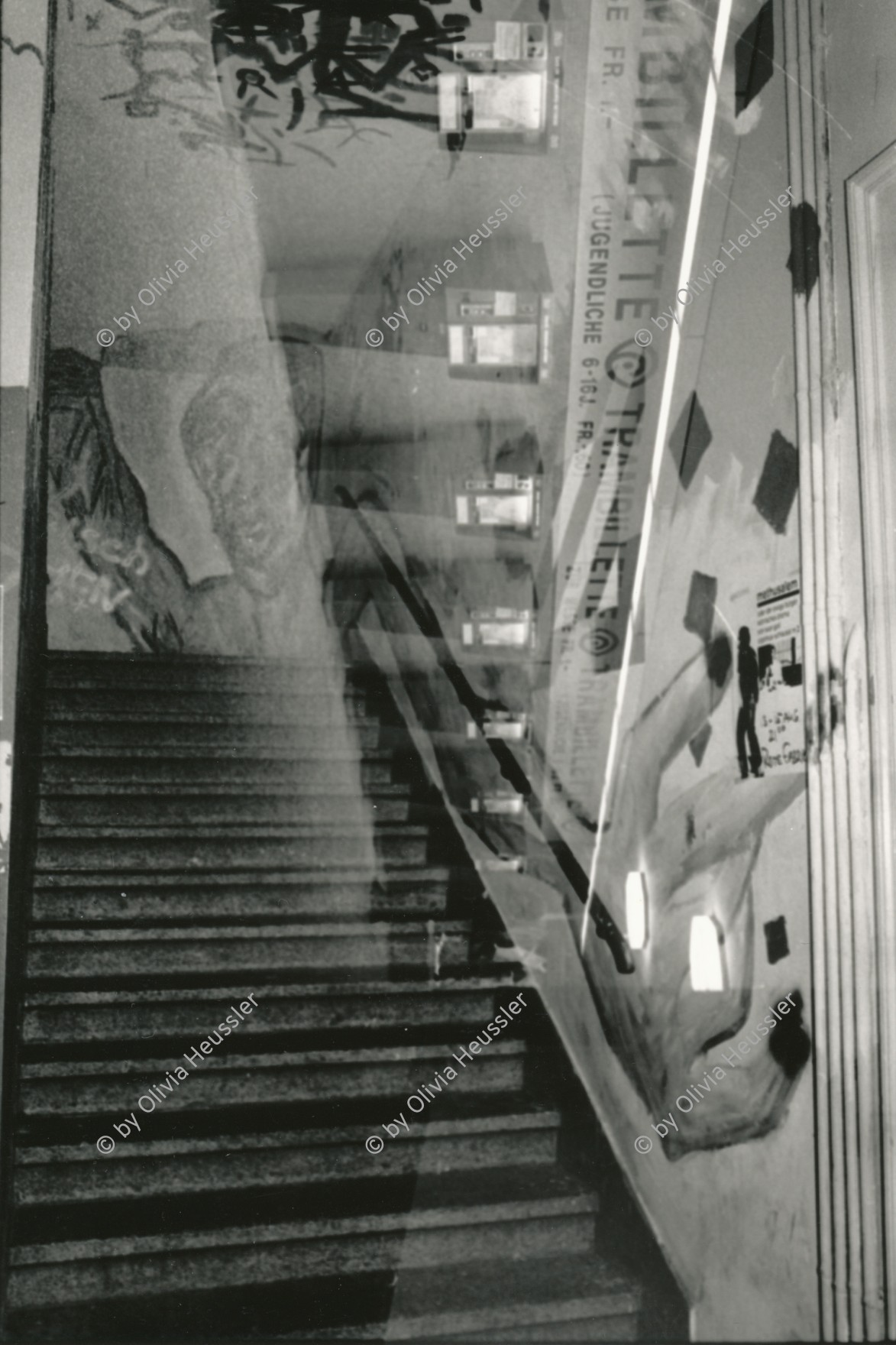 Image of sheet 19820290 photo 11: Doppelbelichtung. Eingang Treppe Helmhaus.  Zürich 1982 √