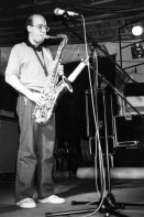Image of sheet 19820320 photo 23: Peter Gordon in Winterthur. Konzert. WOZ. Zürich Schweiz Switzerland 1982 √ Swiss Switzerland Schweiz Svizzera Suisse Europe Jazz concert music band musician
