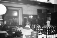 Image of sheet 19820351 photo 15: Tunesien, Restaurant Helvetia Helvti, Zürich , Olivia im Zug.