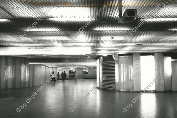 Image of sheet 19820360 photo 26: Chatelet Video Observation at Metro Station