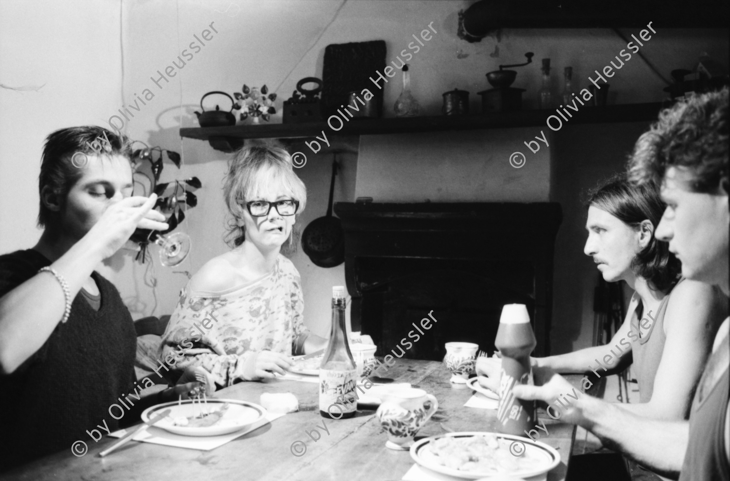 Image of sheet 19820430 photo 36: fr