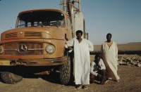 Image of sheet 19823005 photo 49: Aegypten und Sudan mit Jeeps für Eritrea 1982.