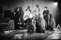Image of sheet 19830020 photo 16: In der Kunsthochschule Pierre's in Stuttgart sitzt ein Modell. Kleine Objekte von Pierre Thomé. Für Kernfusion Ja zur Kernkraft! Zwei Unterschriftensammler in Stuttgart. Deutschland 
Theater in Zürich mit Cathy O'Hare u.v.a. Aussersihler Casino. Peter Angst und Livia Risch und Cathy Olivia Heussler und Zwitschy. Volk und Elektrizität Masten. Zürioberland. Zürcher Oberland Zürich