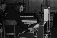 Image of sheet 19830050 photo 27: Computermusik im DRS Studio in Zürich mit Brain Tiket Bruno Spörri etc. 26 und 34. WOZ