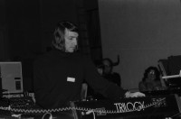 Image of sheet 19830050 photo 33: Computermusik im DRS Studio in Zürich mit Brain Tiket Bruno Spörri etc. 26 und 34. WOZ