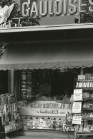 Image of sheet 19830210 photo 27: Kiosk Goldbrunnenplatz Zigaretten Gauloises Reklame Zürich 1983 √