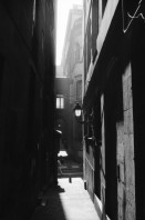 Image of sheet 19830240 photo 23: Gasse in der Altstadt Barcelona, Spanien 1983.